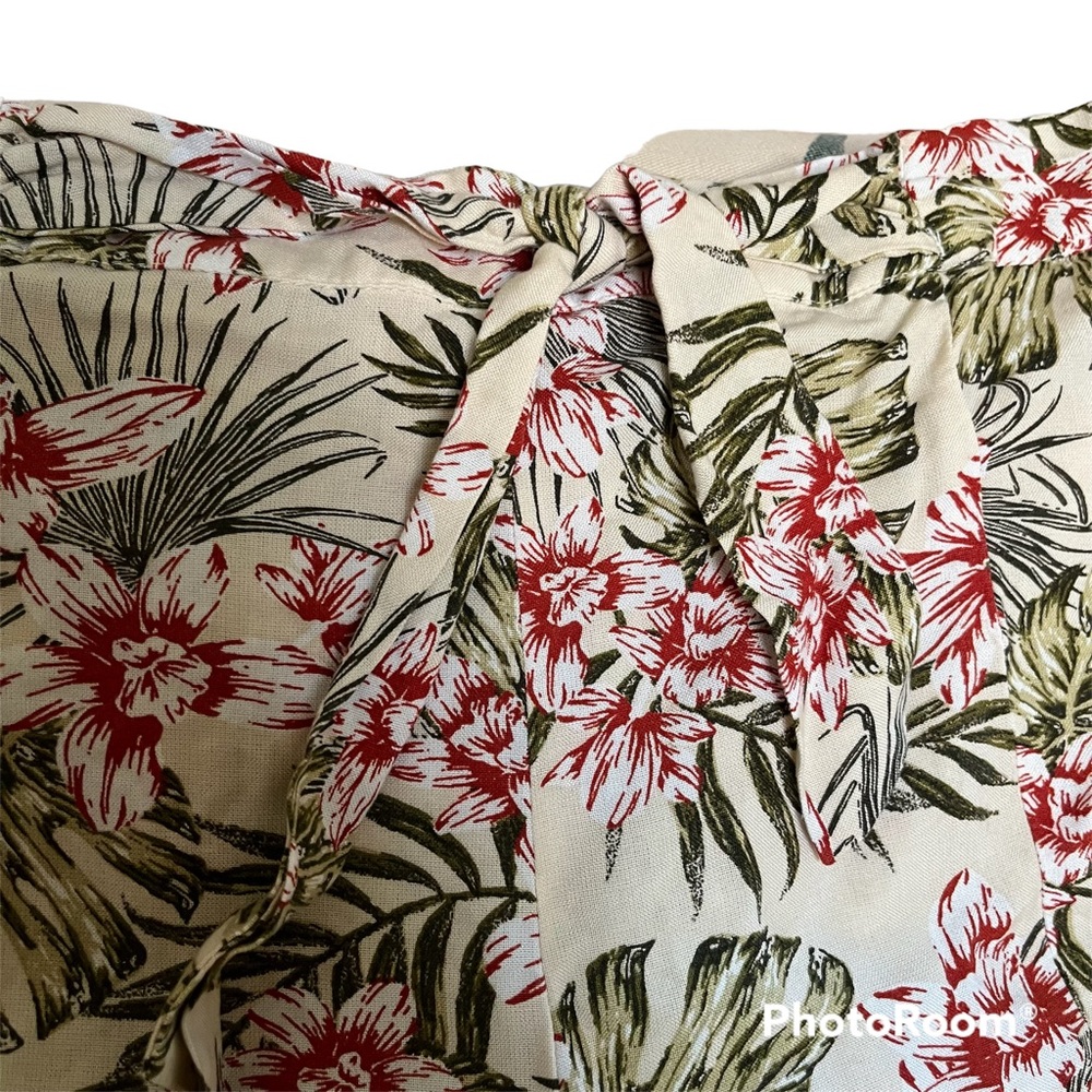 Volcom Tropical Floral & Leaf Tie Waist Shorts Size Medium - Picture 3 of 8